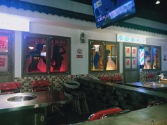 -马路牙子烧烤音乐酒馆(望京店)