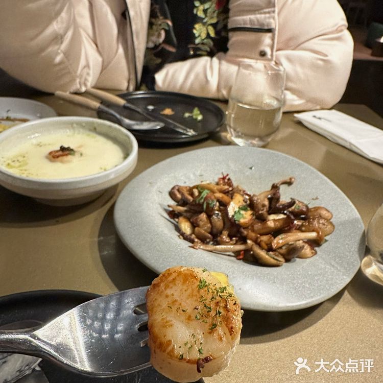 阿那亚📍孤独的海边餐厅安放疲惫的胃与灵魂🌌