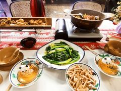 -刘姐啤酒鱼民族演艺餐厅(西街总店)