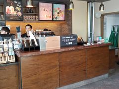 -星巴克(郑州曼哈顿广场店)