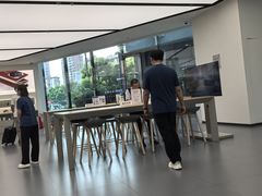 -华为授权体验店(中山公园来福士)