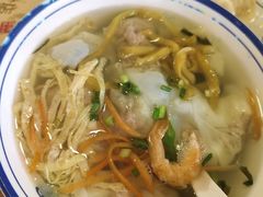 -长人馄饨铺(解放街店)
