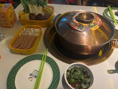 -润园四季椰子鸡火锅(卓越INTOWN店)