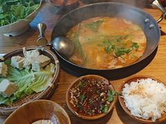 -贵厨酸汤牛肉(小十字店)