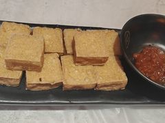 -肥肥虾庄·金牌油焖大虾(首义路店)