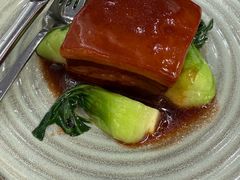 东坡肉-翡翠拉面小笼包(机场DFS店)