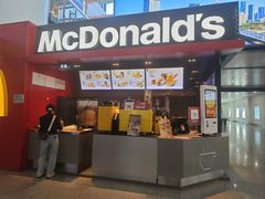 -麦当劳(桃仙机场到达层店)