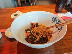 -李犟大爆鳝面·手工蟹黄包(湖滨西湖店)