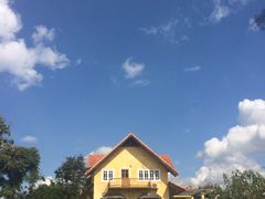 -黄色小屋