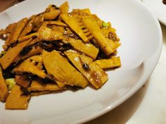 春笋烧口蘑-京华烟云·北京烤鸭(领展购物广场·中关村店)