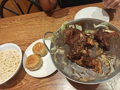 -清真吴记门钉肉饼·喜多利
