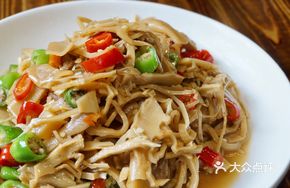 Preserved Bamboo Shoots with Bacon
