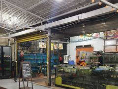 -岛中岛·海鲜大排档·万宁老字号(东澳店)