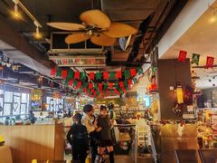 -大头虾越式风味餐厅(光明广场店)
