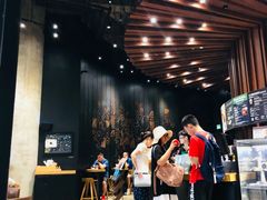 -星巴克臻选(成都太古里店)