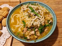 小锅米线-云之南(八里庄店)