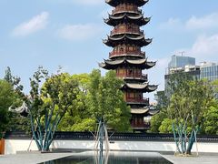 -龙华寺