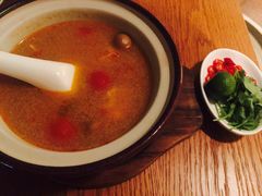 -瑰丽酒店·海吧·天际下午茶·现场DJ·天台酒吧