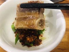 -钰洁腊排骨火锅