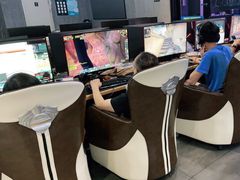 -网鱼网咖·电竞(南开百脑汇店)