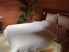 -幸栖洞穴设计酒店(成都春熙路店)