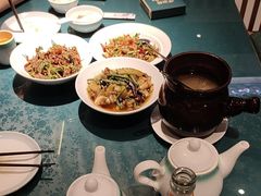 -呷湘厨·鱼汤捞饭·剁椒鱼头·辣椒炒肉(国家会展中心店)