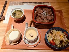 -本源食集 日式烧肉·炉端烧(东海缤纷店)