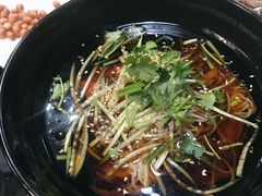 朝鲜冷面-丹东丛炟海鲜烧烤(江艺路店)