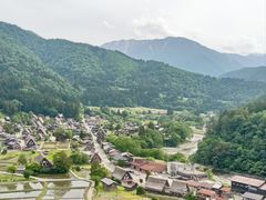 -白川乡与五箇山的合掌构造村落