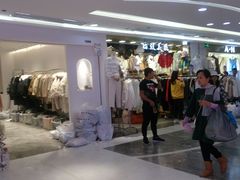 -广州白马服装市场