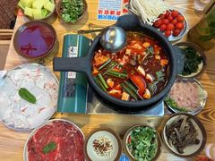 -黔二妞地摊火锅(龙华清湖店)