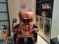 -喜鹊愉家酒店(郑州曼哈顿博览中心地铁站店)