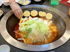 -田家大院东北农家菜铁锅炖(西安总店)