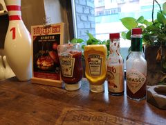 -HIGH FIVE哈福手工汉堡(桂林路店)