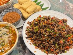 黑三剁-浩海火燒雲傣家菜(静安芮欧店)