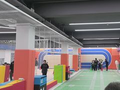 -悦动体能篮球羽毛球网球(三里河店)