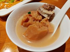 -莲餐厅·湖北菜·潜江小龙虾店(愚园路店)