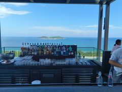 -瑰丽酒店·海吧·天际下午茶·现场DJ·天台酒吧