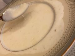奶油松茸蘑菇汤-莫斯科餐厅