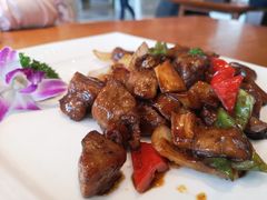 鲍菇牛肉粒-翠山·映月湖景餐厅(映月湖公园店)