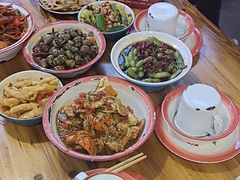 -冶建镜子·老南昌大排档·江西虾王(总店)