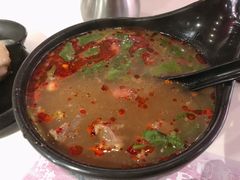 肥肠酸辣粉-小杨生煎(龙之梦购物中心店)
