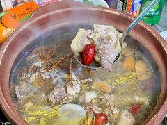 -东记炭炉·海鲜鸡煲(龙华店)