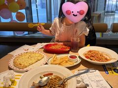 -菲滋意式餐厅(富阳东方茂店)