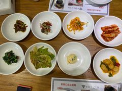 配烤肉小菜-紫霞门韩国料理烤肉(深南东路店)