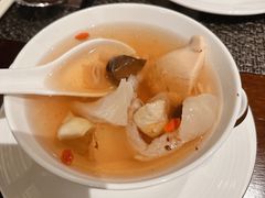 黑蒜螺头花椒炖土鸡汤-巴黎轩(澳门巴黎人店)