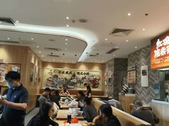 -遇见小面(站西路店)