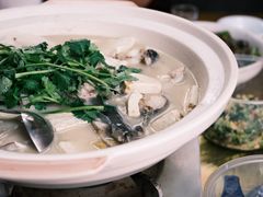 富春鱼头豆腐汤-芦茨金富饭庄·25年老字号·专做稻草鸡