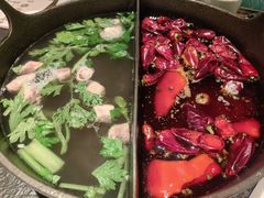 草本鸳鸯锅-盡膳口福跷脚牛肉火锅(晶耀前滩店)