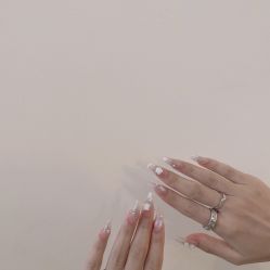 点击看大图 -Fanni美甲美睫皮肤管理